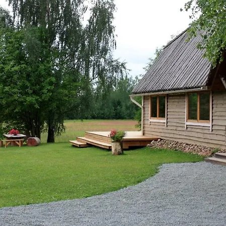 Pedaja Puhketalu Camping Nulga