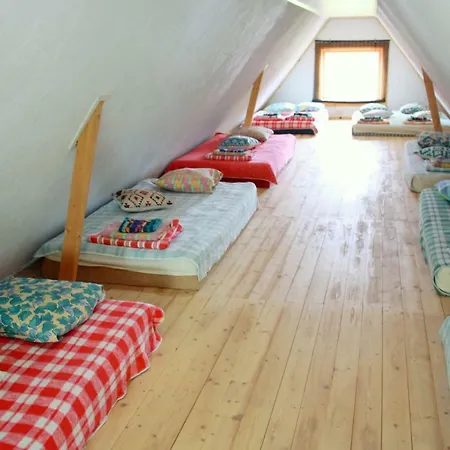 Pedaja Puhketalu Campingplatz *
